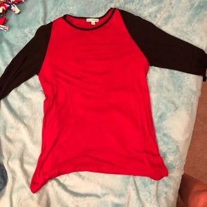 Black and red baseball tee